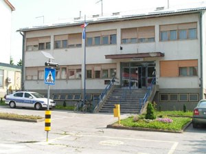 Slika PU_BB/slike/Grubisno zgrada.JPG